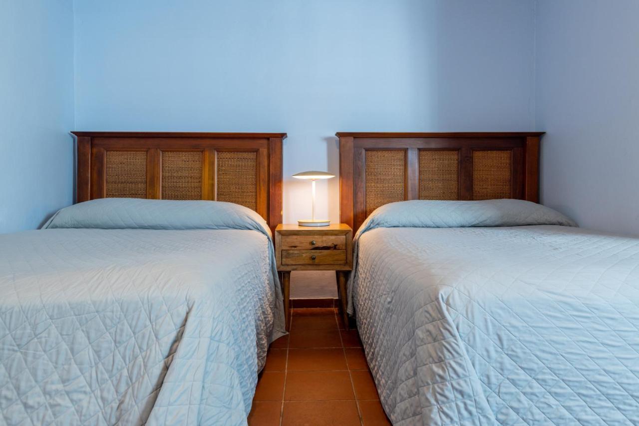 Andalucia Guest House San Juan Exterior photo