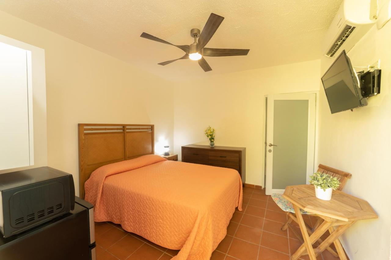 Andalucia Guest House San Juan Exterior photo