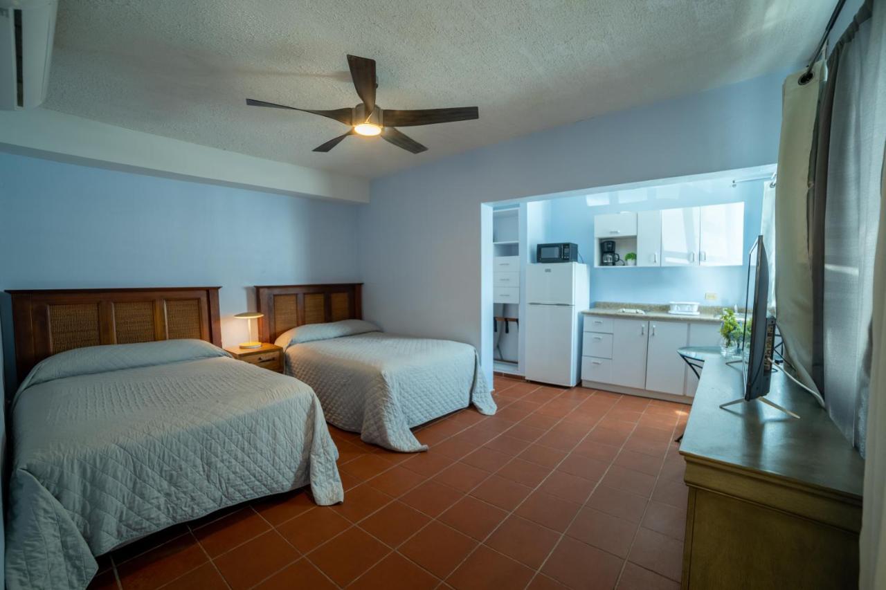 Andalucia Guest House San Juan Exterior photo