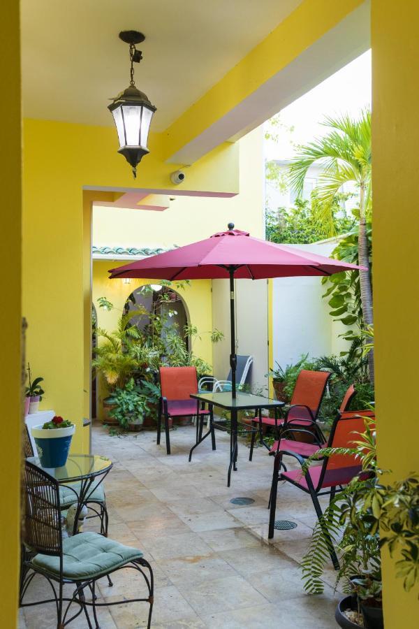 Andalucia Guest House San Juan Exterior photo